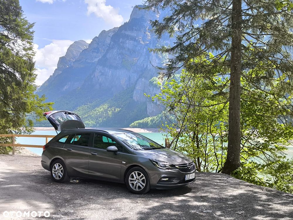Opel Astra 1.6 CDTI Sport - 27