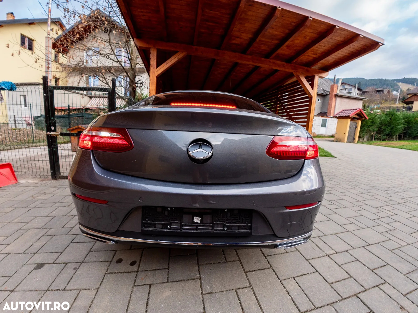 Mercedes-Benz E 220 d 4Matic Coupe 9G-TRONIC Avantgarde - 5