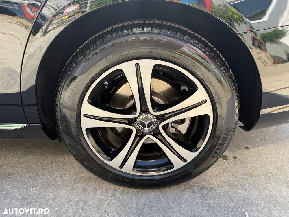 Mercedes-Benz E 220 d 4MATIC Aut. - 17