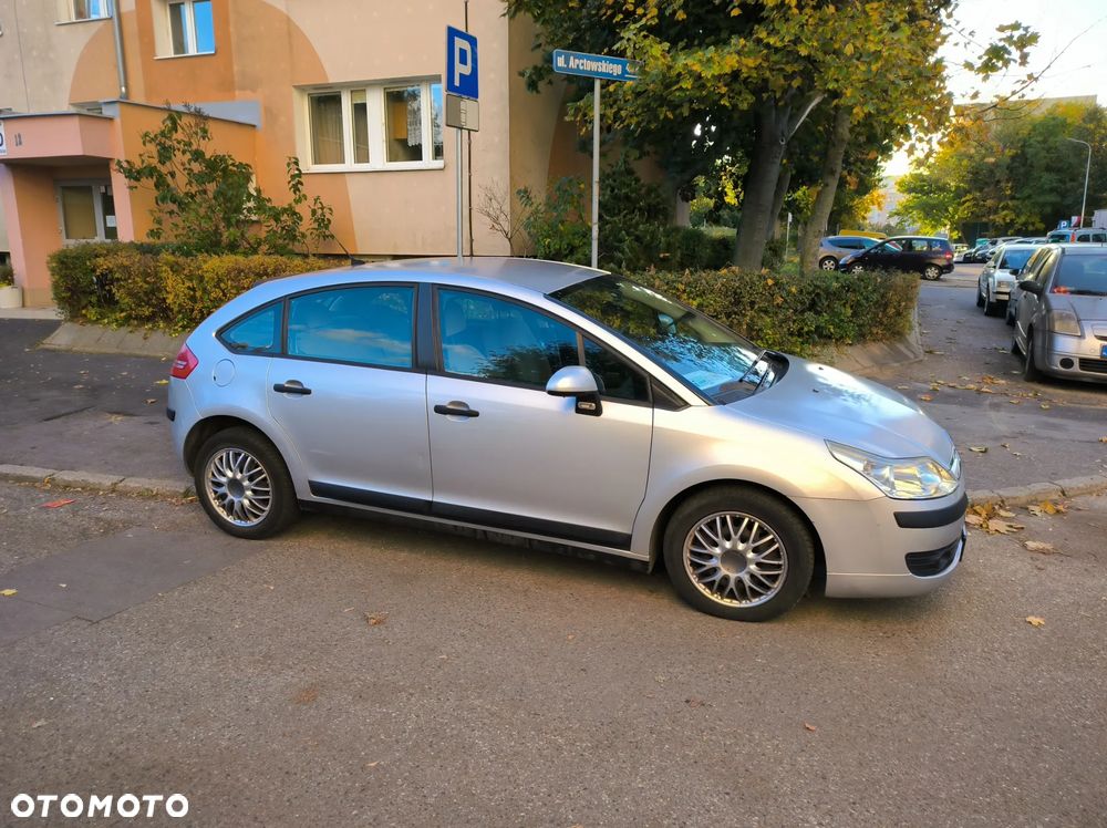 Citroen C4 2007 photo 3