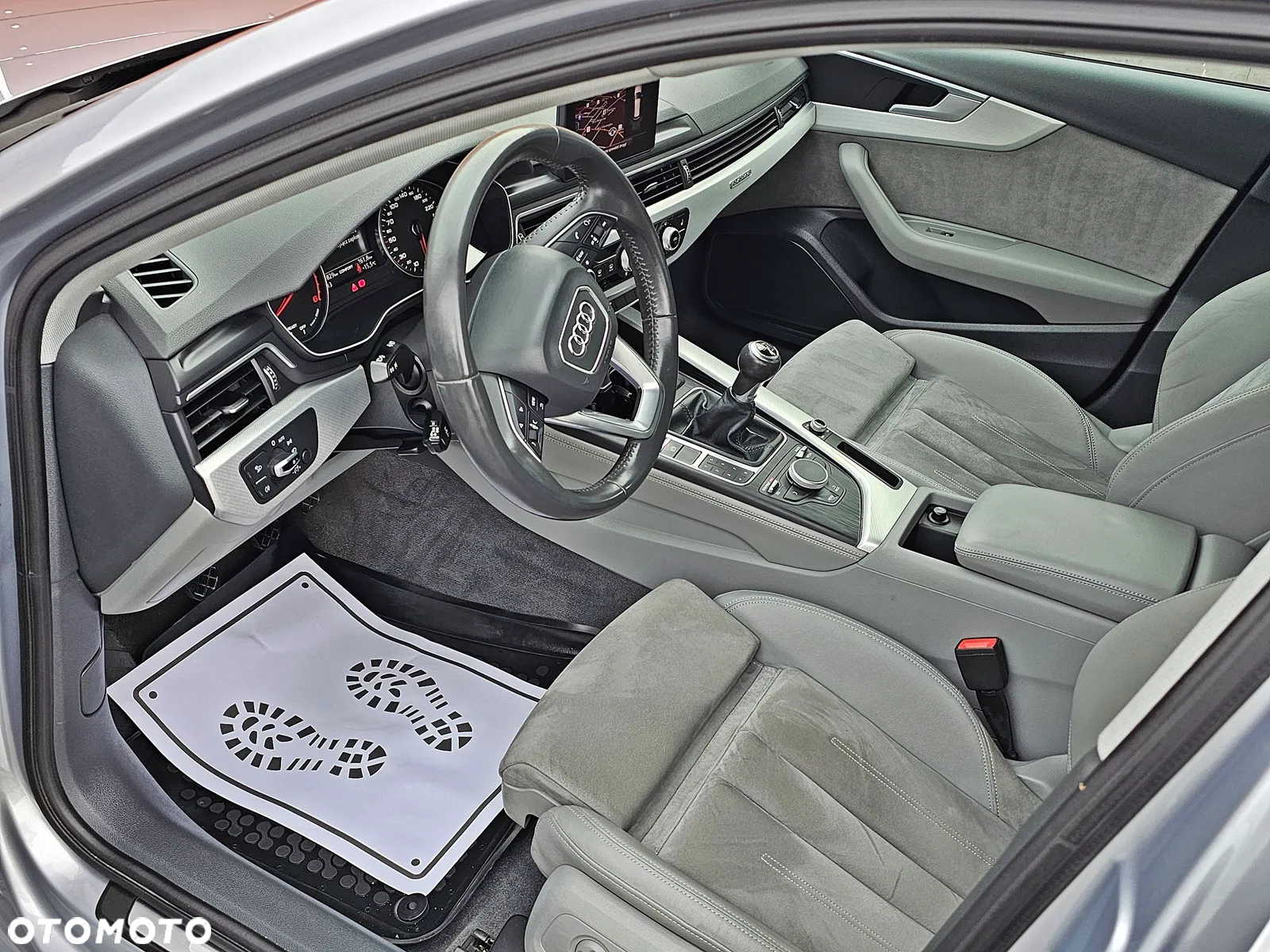 Audi A4 Avant 2.0 TDI quattro - 14