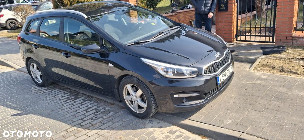 Kia Ceed - 7