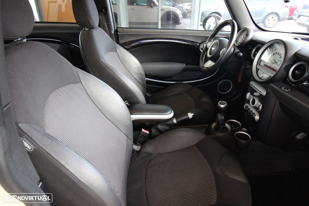 MINI Clubman Cooper D - 9