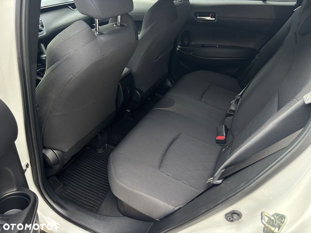 Toyota Corolla Cross - 14