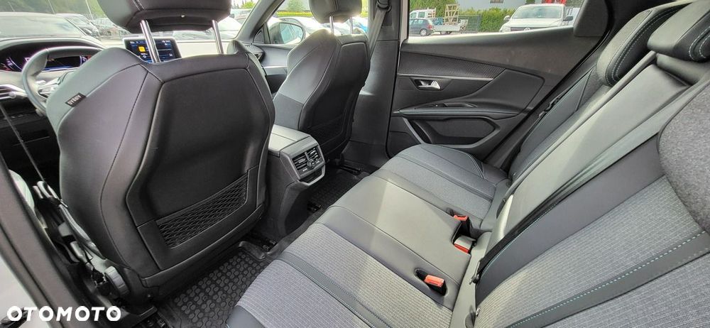 Peugeot 3008 1.2 PureTech Allure Pack S&S EAT8 - 25