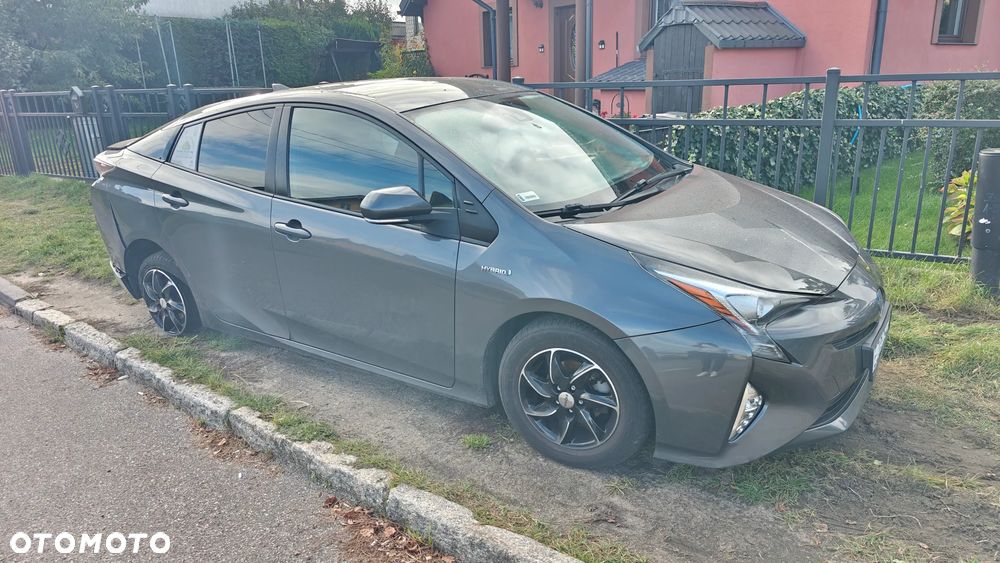 Toyota Prius 2016 photo 4