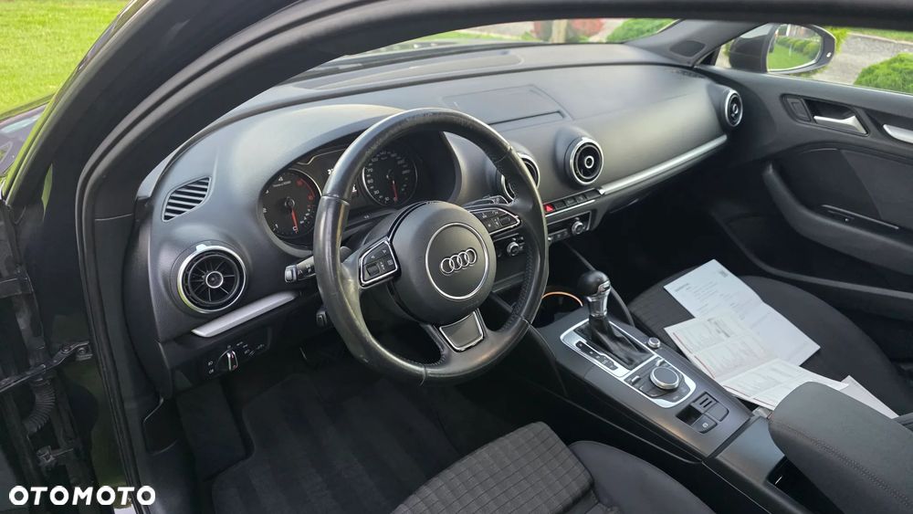 Audi A3 Sportback 2.0 TDI S tronic S line Sportpaket - 14