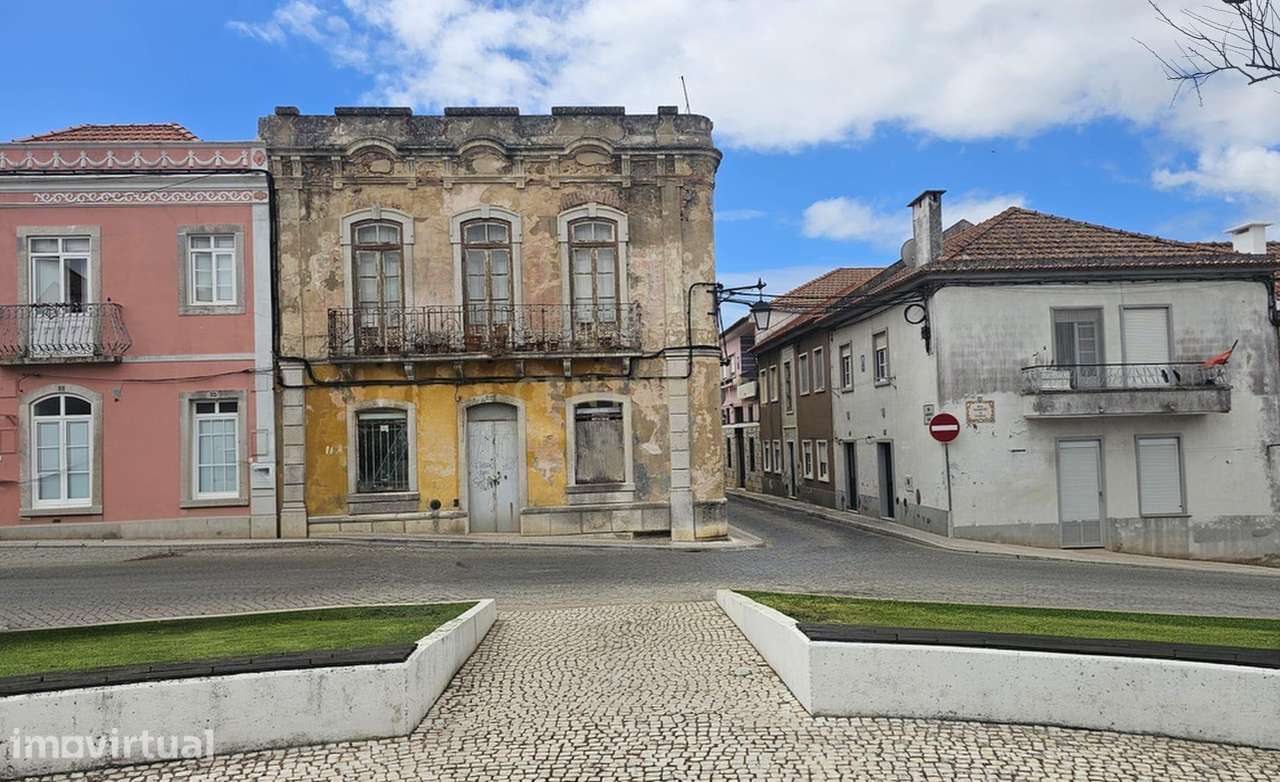 Prédio para Reabilitação no Centro Histórico de Palmela - View 3