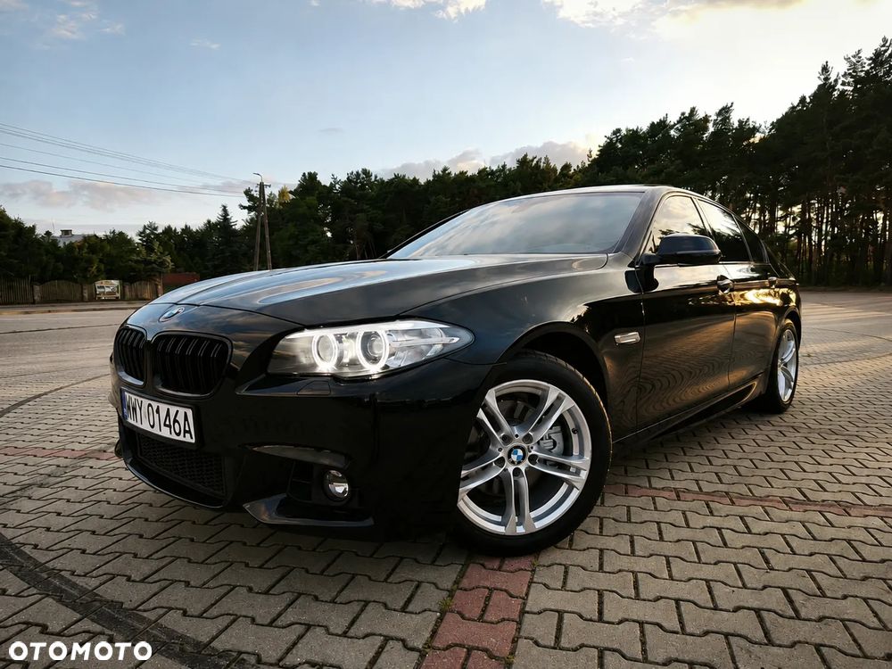 BMW Seria 5 528i - 12