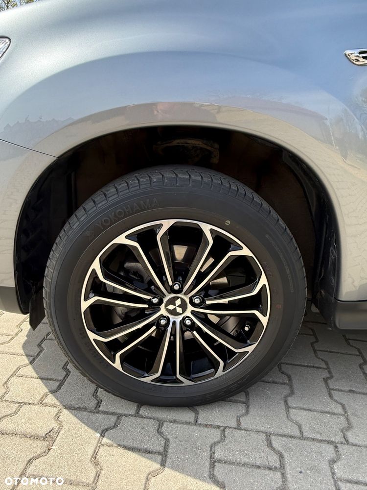 Mitsubishi ASX 1.6 Blue Sky Edition - 24