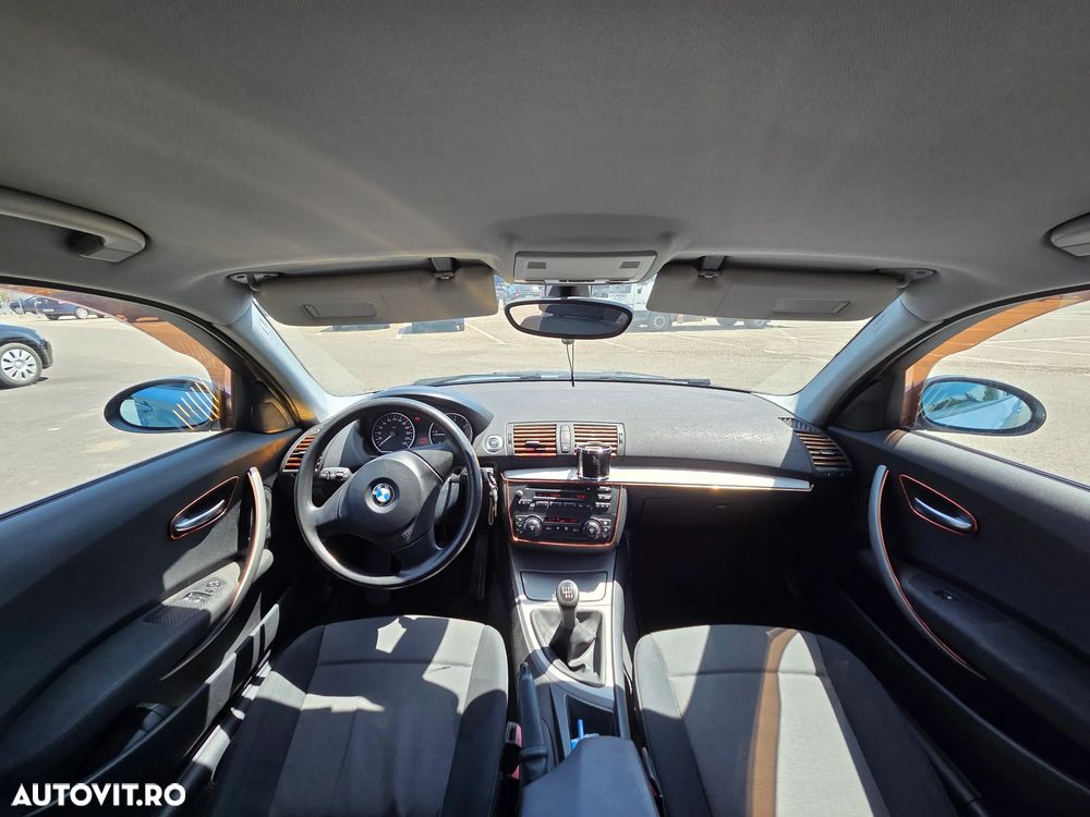 BMW Seria 1 118d - 8