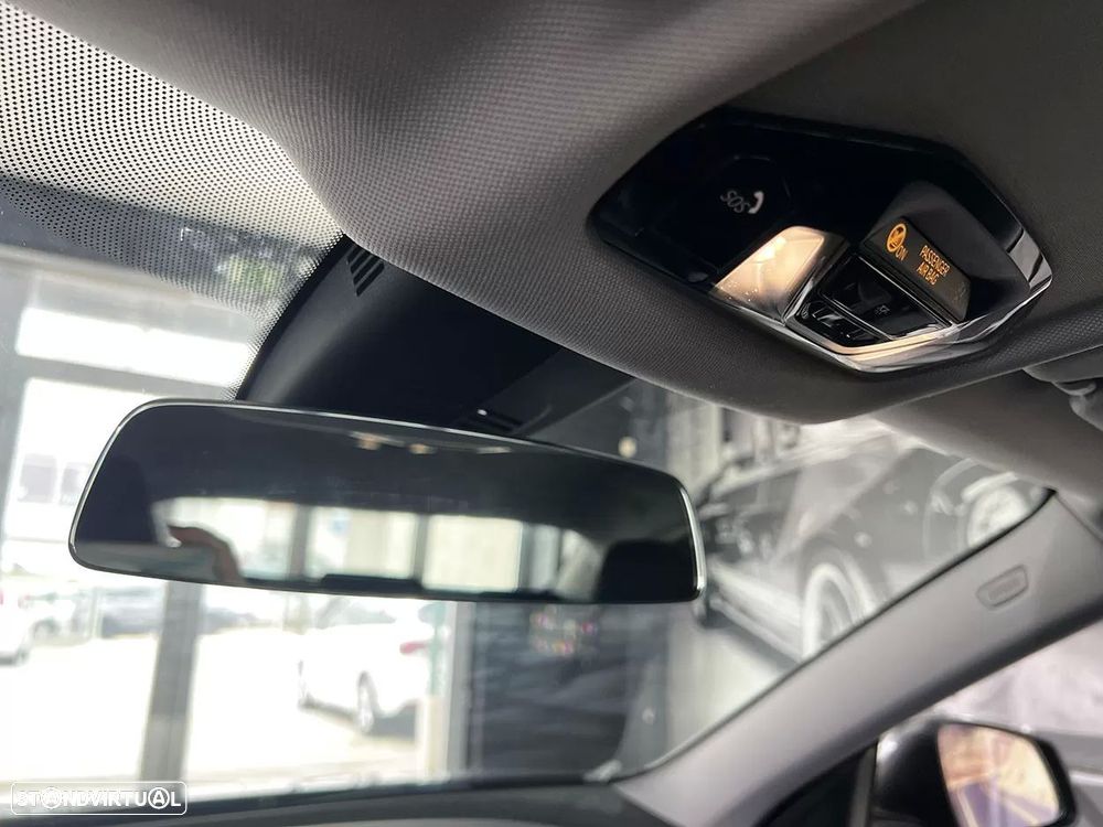 BMW 216 Gran Coupé - 19