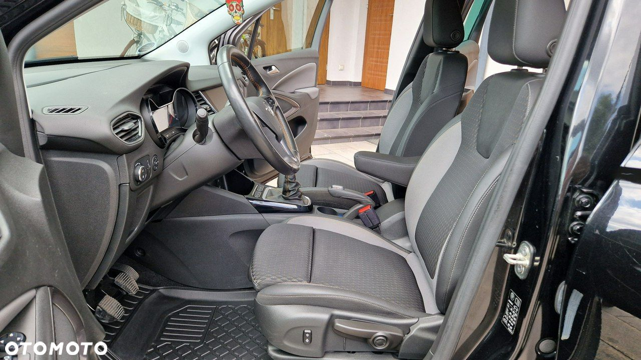 Opel Crossland X - 17