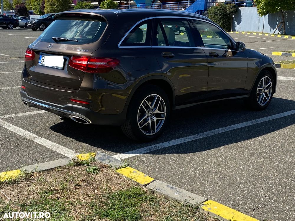 Mercedes-Benz GLC 250 4MATIC - 4