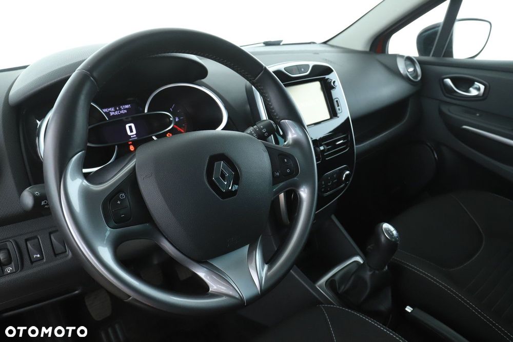 Renault Clio - 22