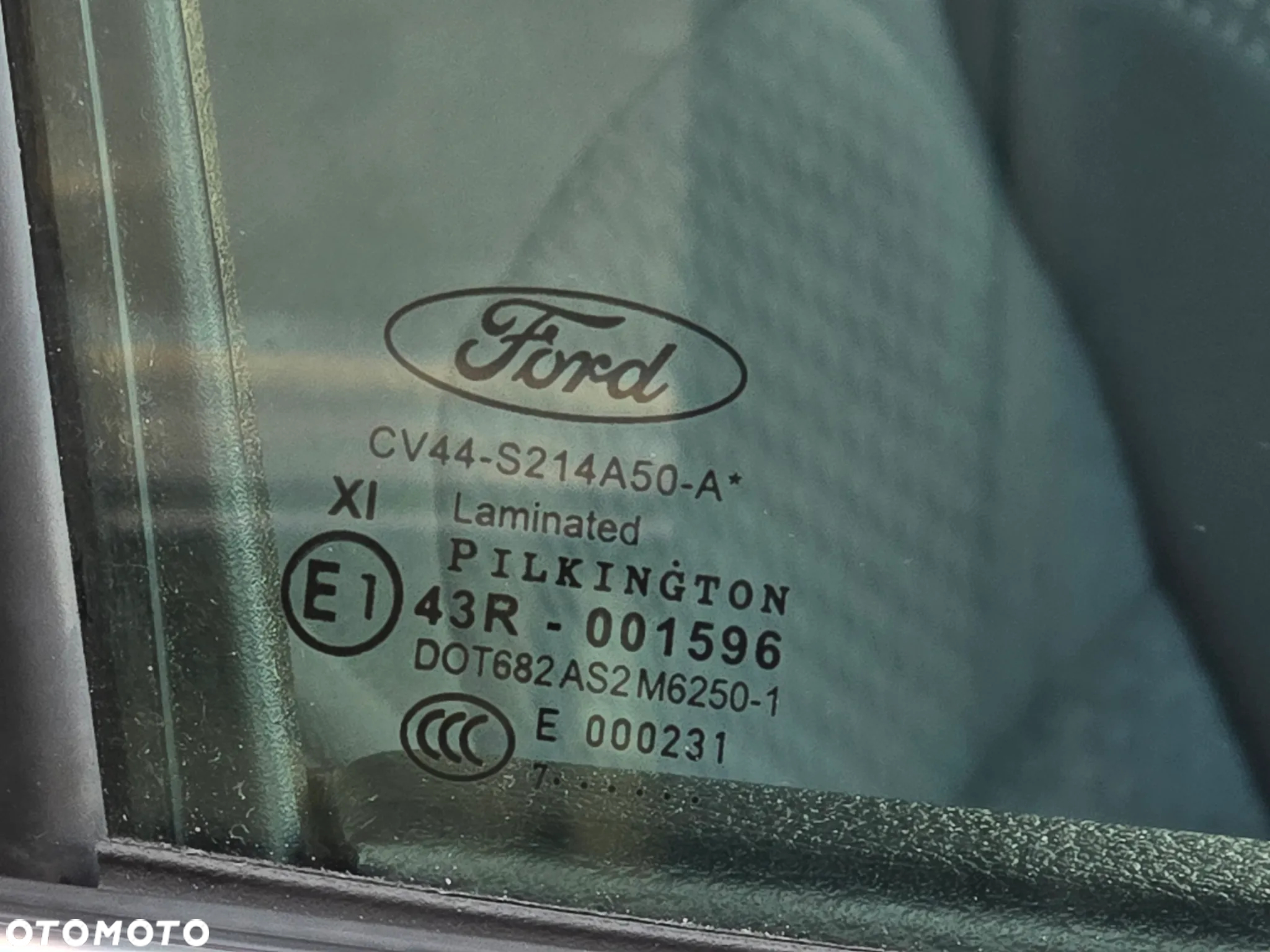 Ford Kuga 1.5 EcoBoost 2x4 Trend - 39