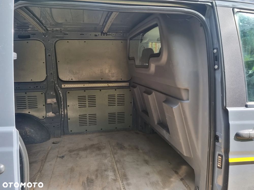 Mercedes-Benz Vito - 23