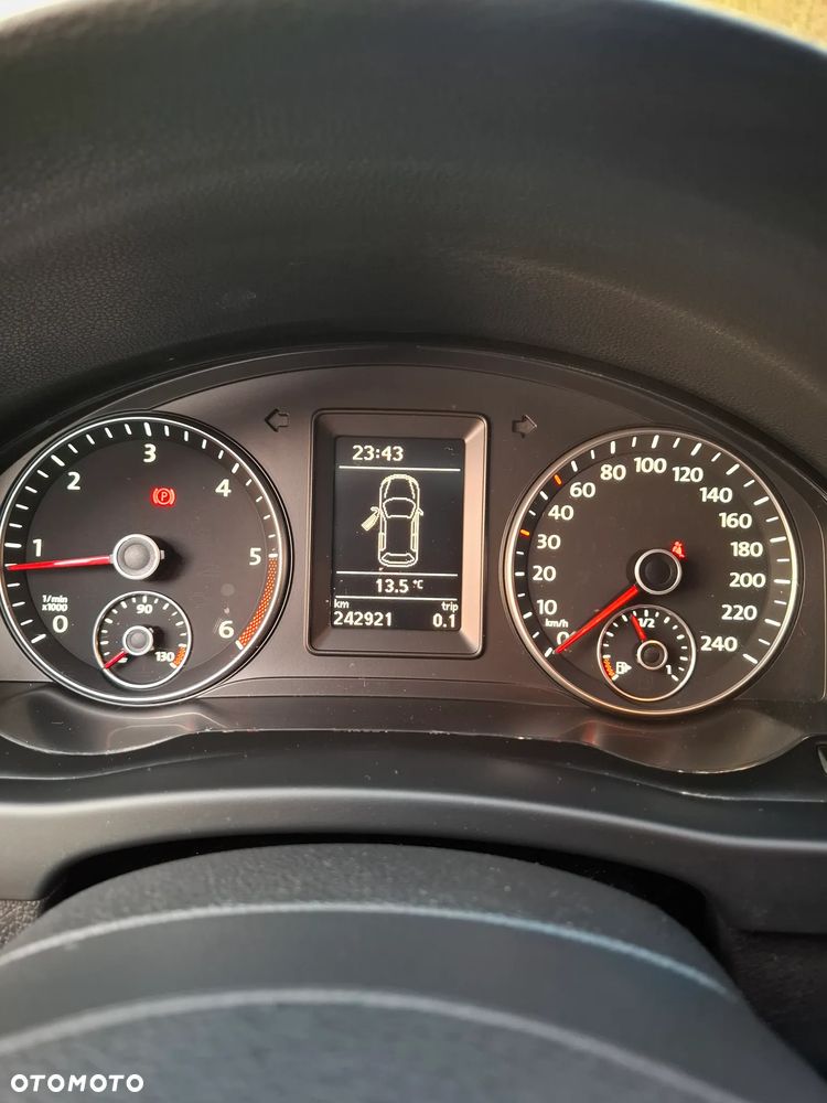 Volkswagen Golf Plus 2.0 TDI DPF MATCH - 8