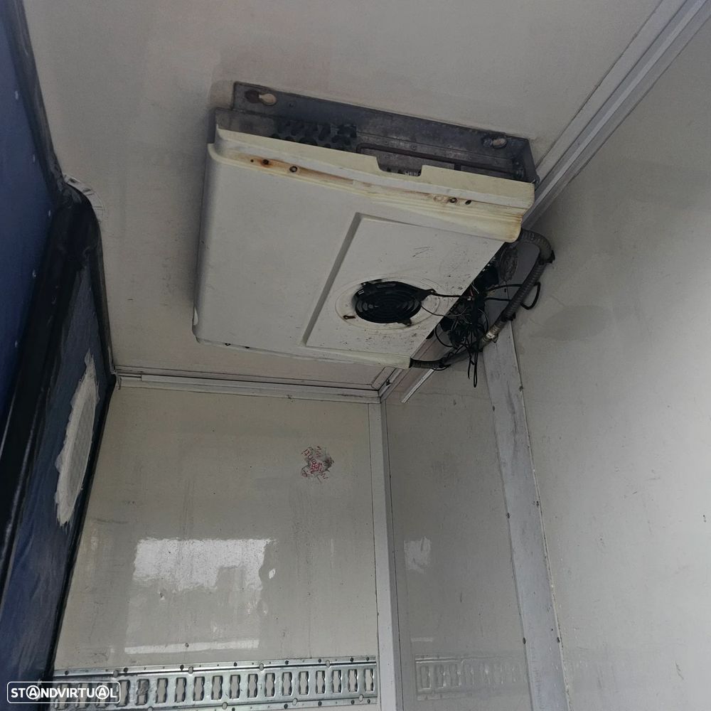 Iveco Daily FRIGORÍFICA - 3