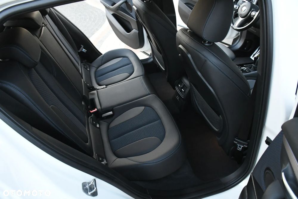 BMW X2 sDrive18i M Sport - 22
