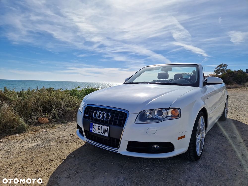 Audi A4 Cabrio 3.2 FSI quattro tiptronic - 4