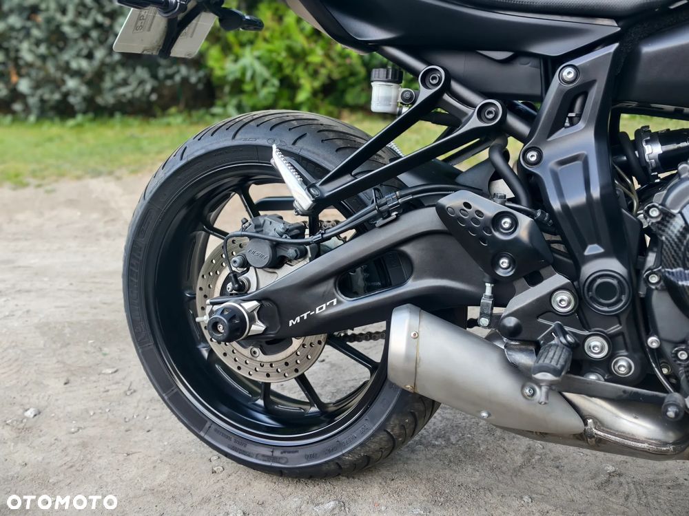 Yamaha MT - 8