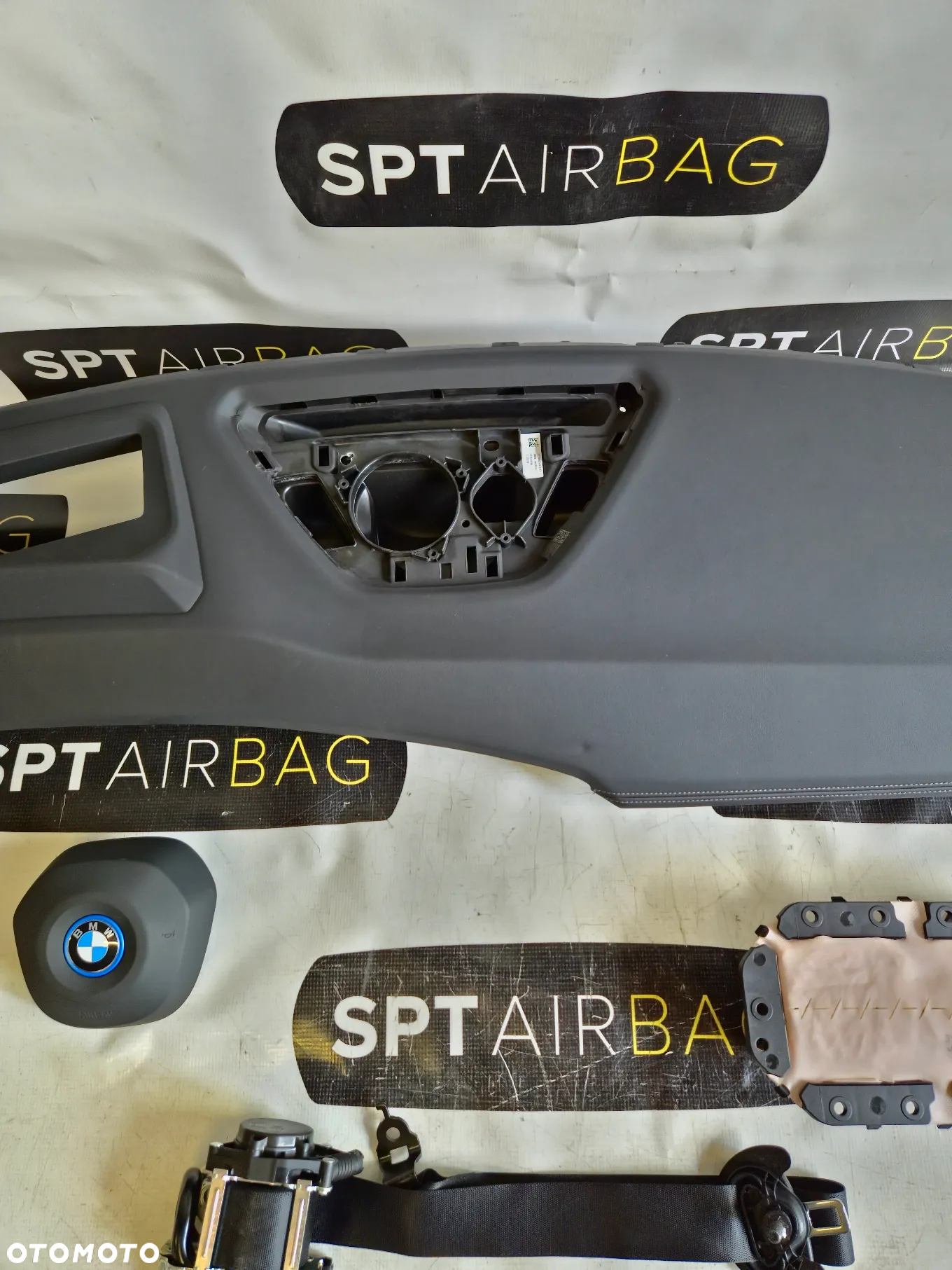 BMW X1 U11 DESKA ROZDZIELCZA HEAD UP NITKA KONSOLA KOKPIT PULPIT PODUSZKI AIRBAG AIR BAG PASY KIT SET - 3