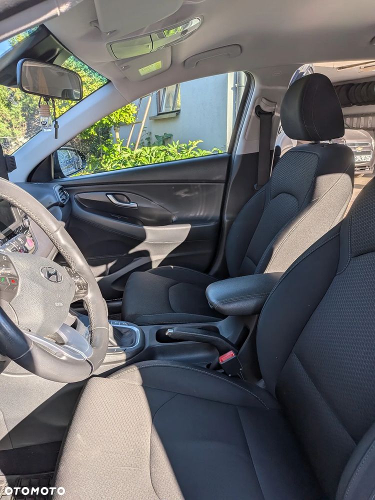 Hyundai i30 1.4 Comfort - 11