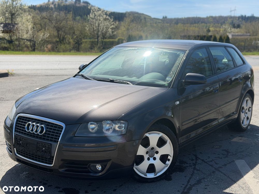 Audi A3 Sportback 2.0 TFSI Attraction - 1