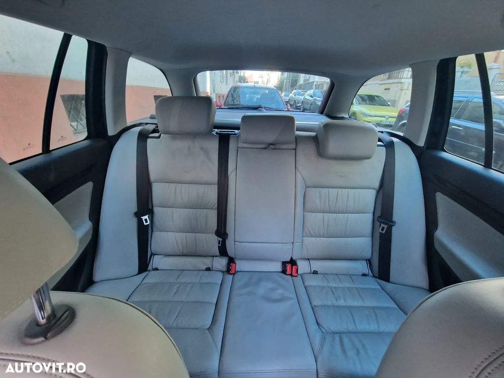 Skoda Octavia Combi 1.8 TSI 4x4 Laurin & Klement - 8