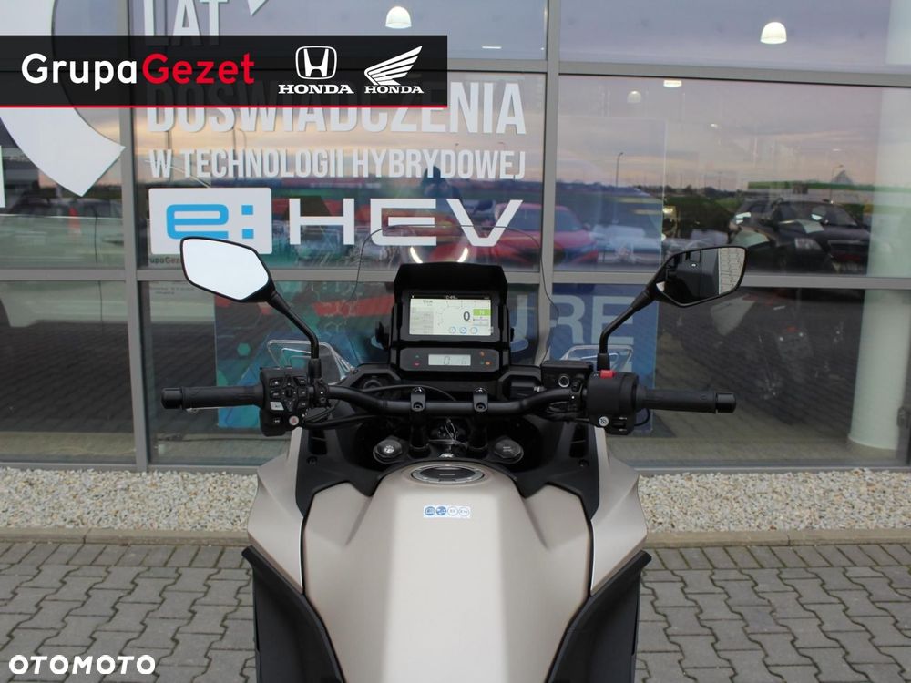 Honda NT - 10