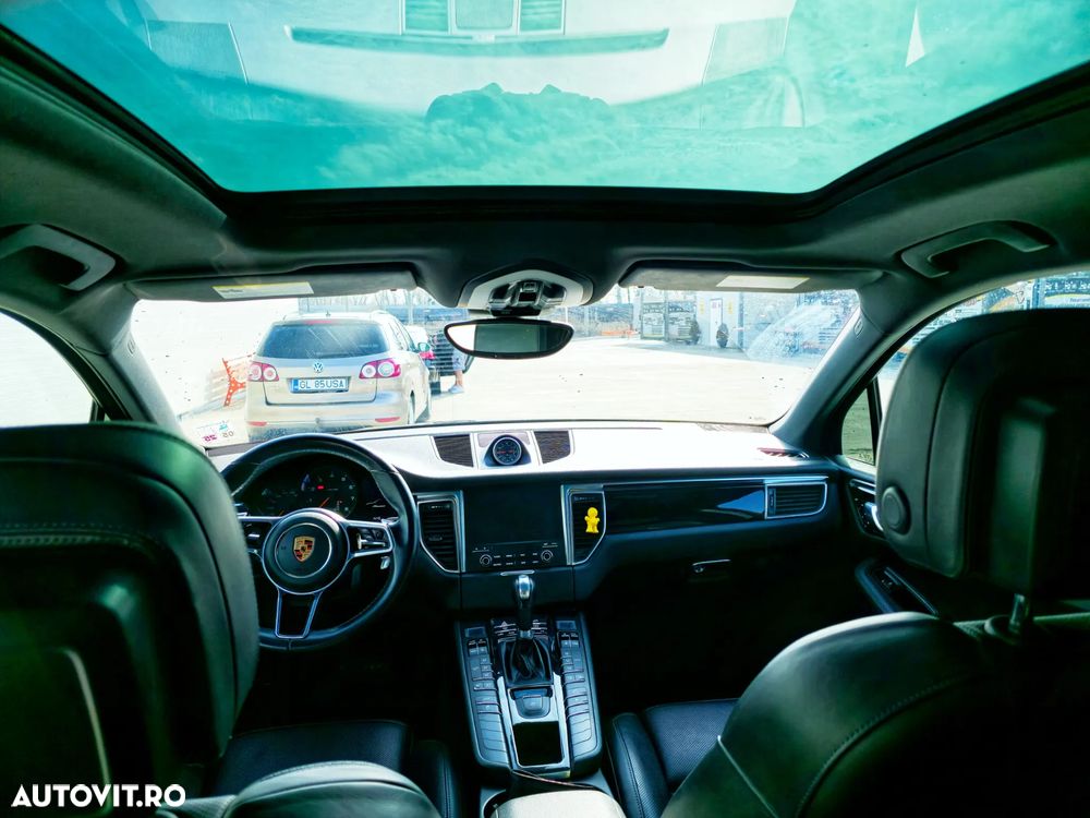 Porsche Macan - 11