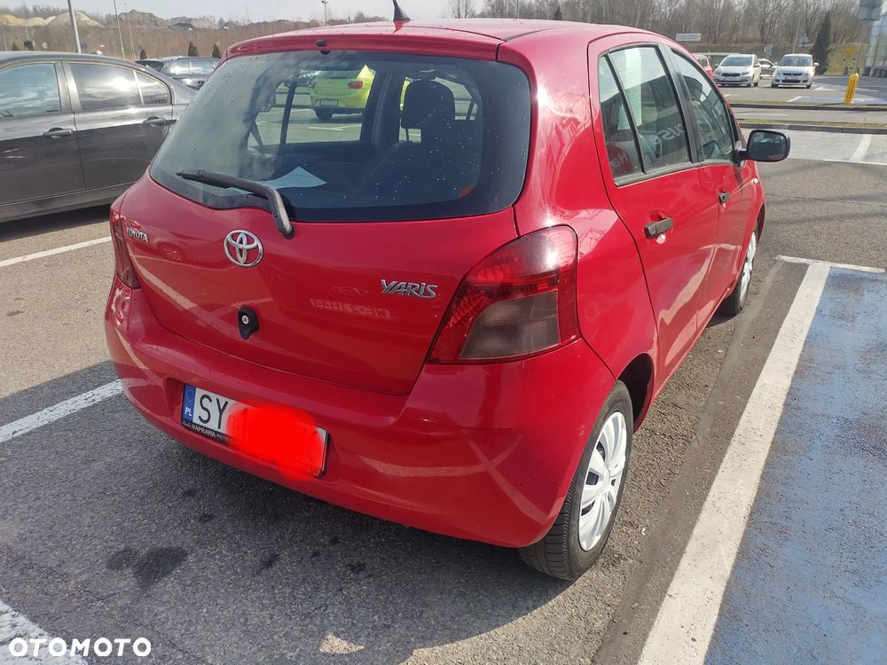Toyota Yaris 1.0 Luna - 3