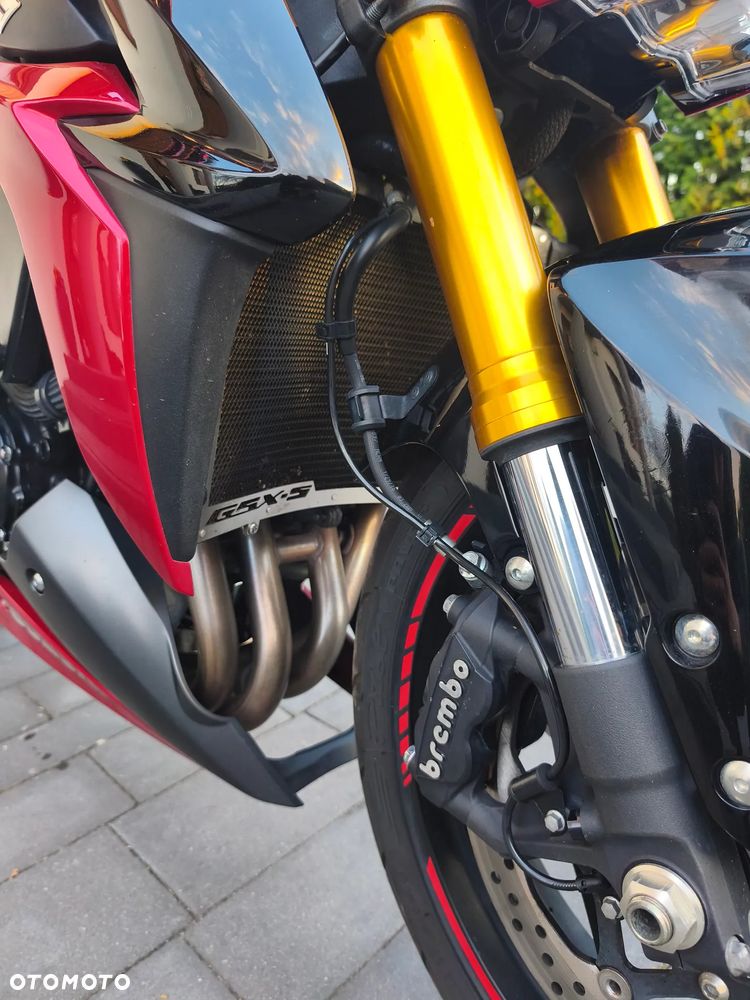 Suzuki GSX 1000 - 11