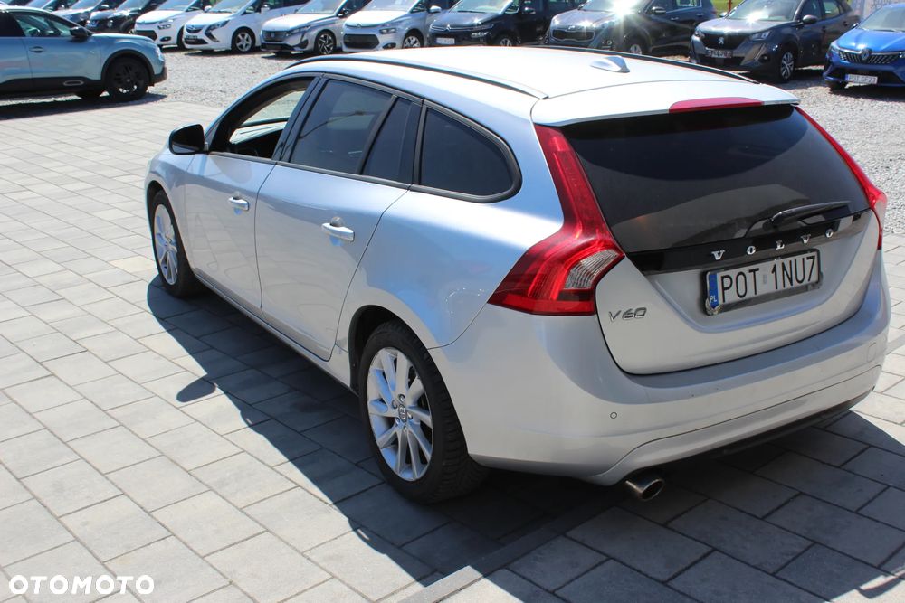 Volvo V60 D2 - 6