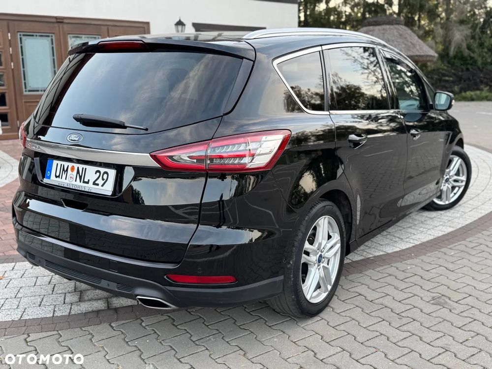 Ford S-Max 2.0 TDCi Titanium PowerShift - 28