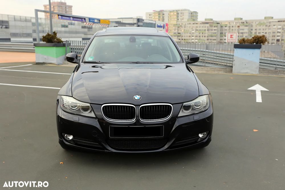 BMW Seria 3 320i Edition Exclusive - 3