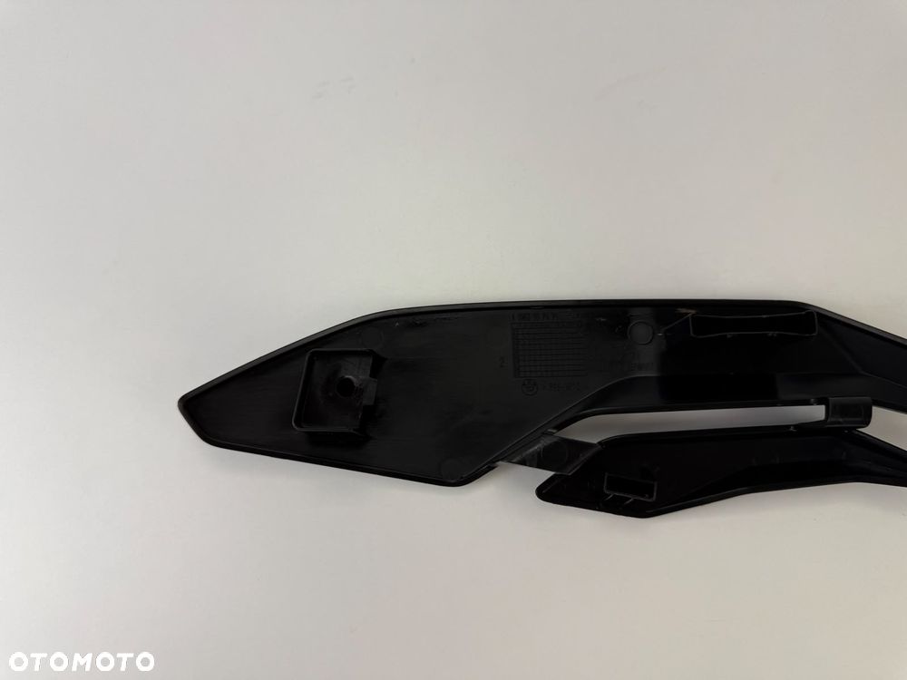 Prawa wewnętrzna osłona ramy BMW S1000RR K67 2019+ - 14