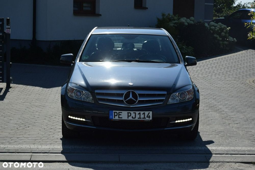 Mercedes-Benz Klasa C - 2