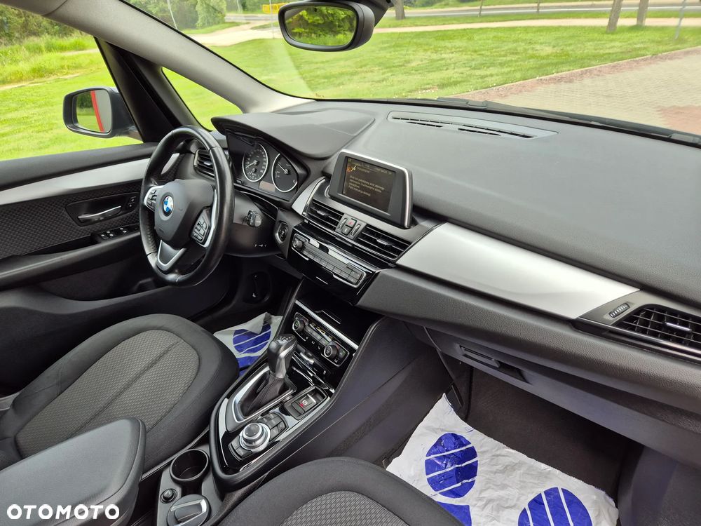 BMW Seria 2 218d Sport-Aut Luxury Line - 19