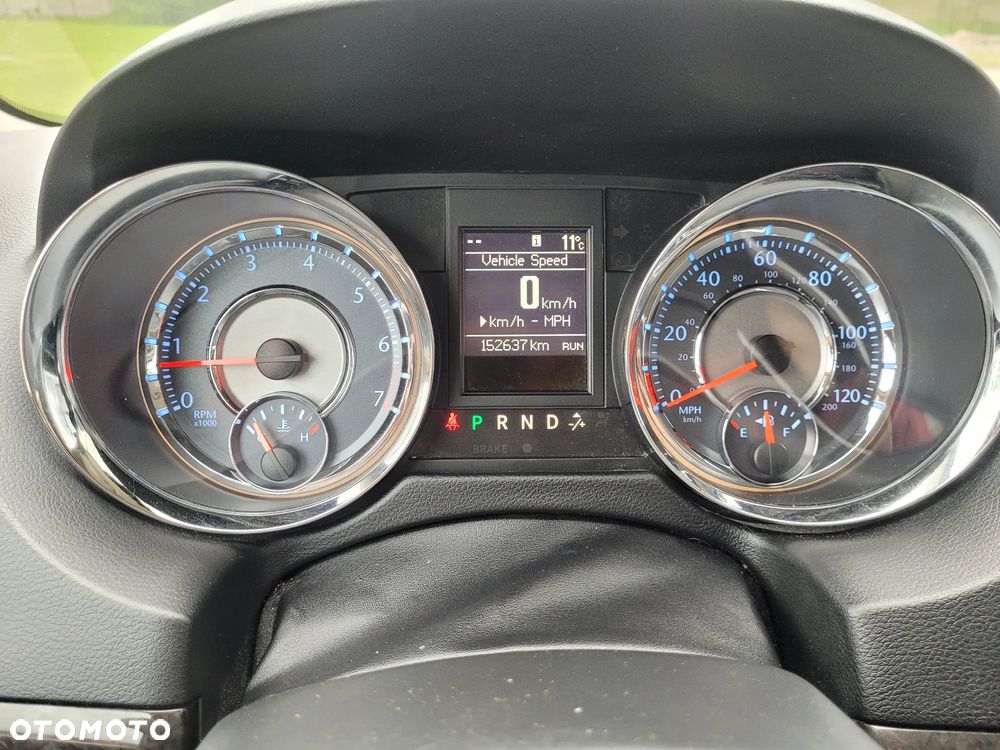 Chrysler Town & Country 3.6 Touring - 6