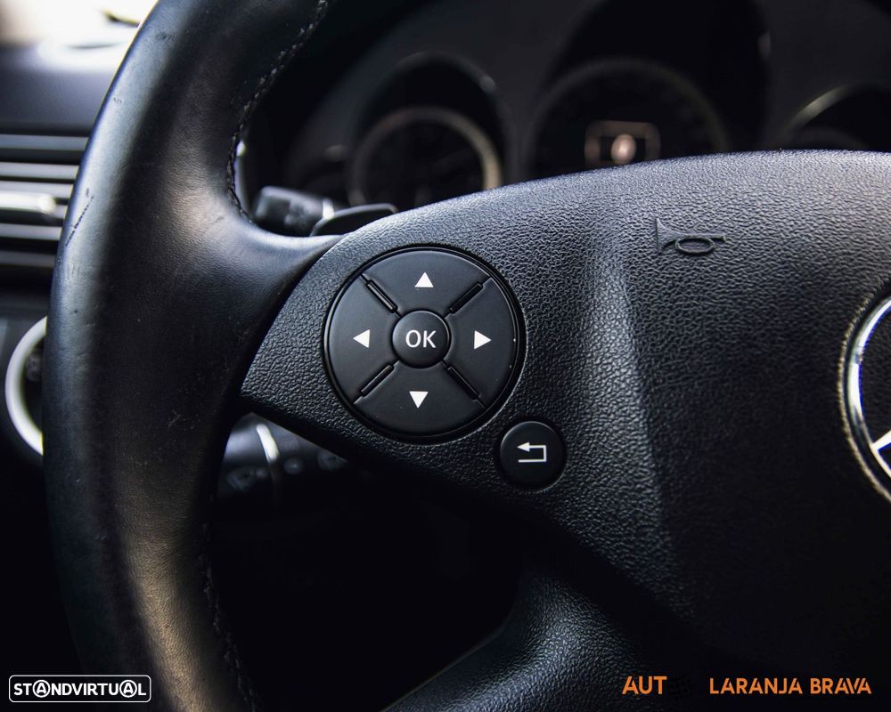 Mercedes-Benz E 250 CDi Avantgarde BlueEfficiency Auto. - 24