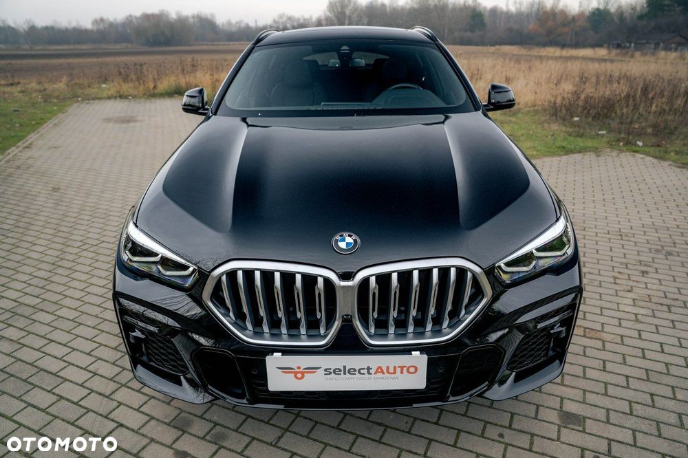 BMW X6 xDrive40i - 14