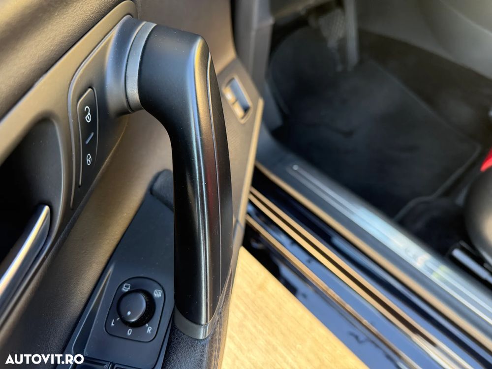 Volkswagen Passat CC 2.0 TDI BlueMotion Technology DSG - 11