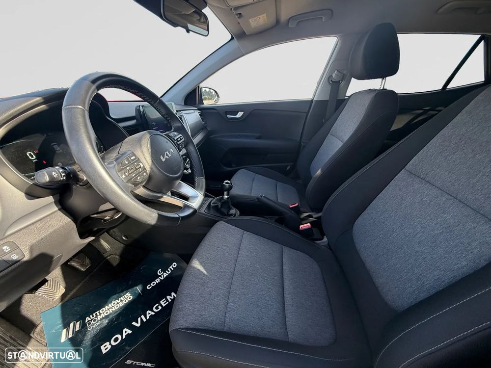 Kia Stonic 1.2 MPi Dynamic - 10