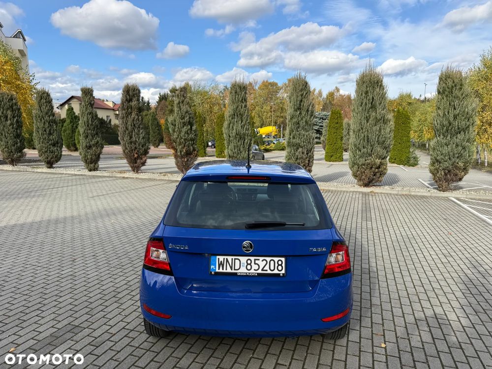 Skoda Fabia 1.0 Ambition - 11