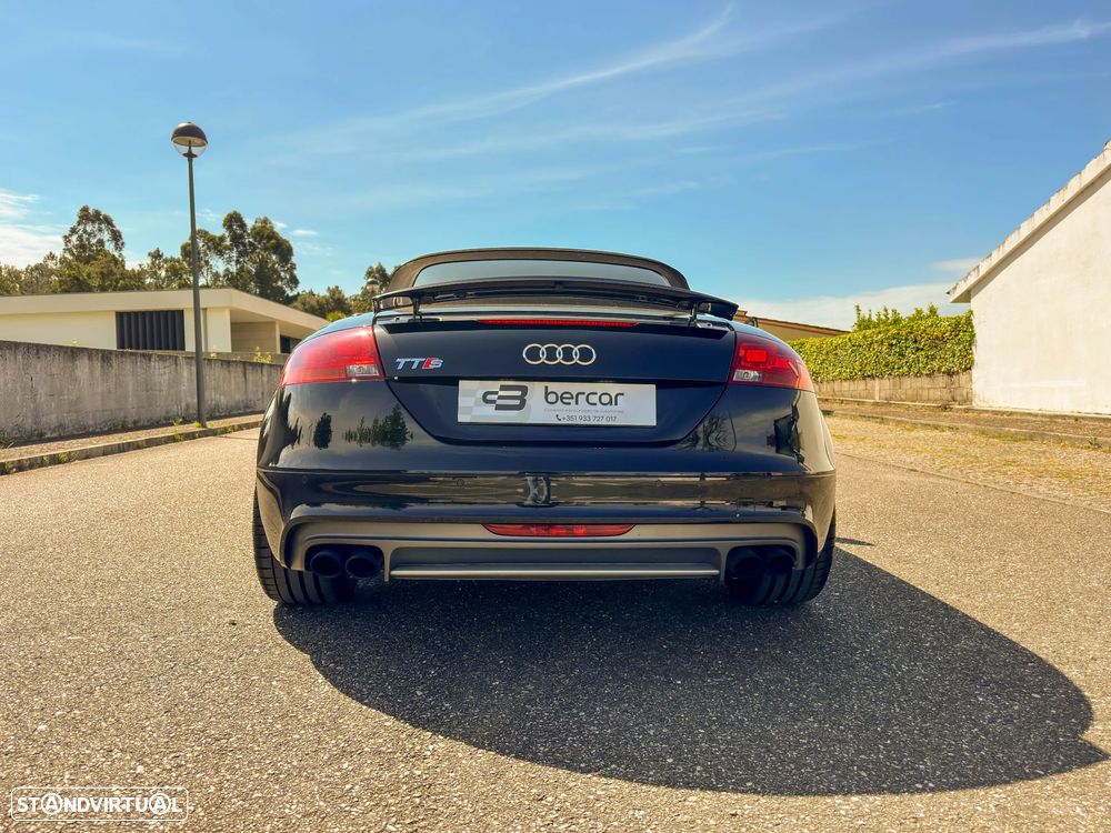 Audi TTS Roadster 2.0 TFSi quattro S Tronic - 12