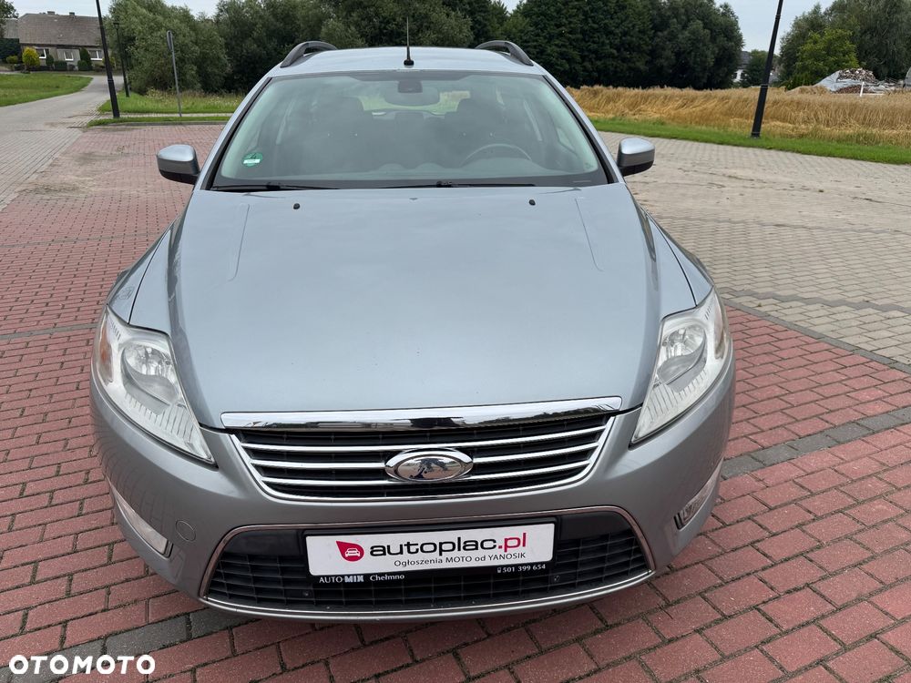 Ford Mondeo 2.0 Ghia - 10