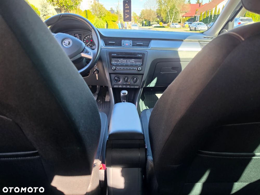 Skoda RAPID 1.2 TSI Ambition - 16