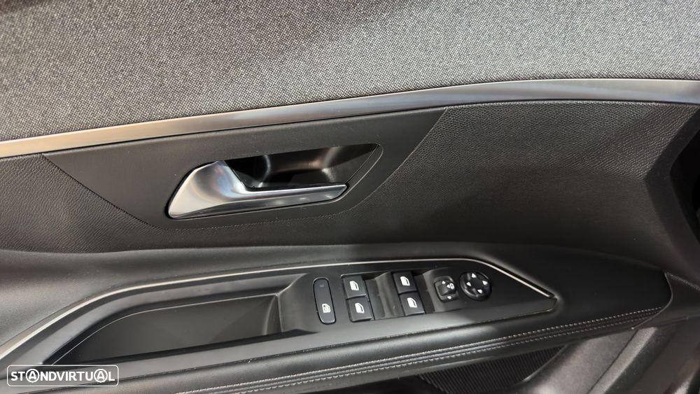 Peugeot 5008 1.2 PureTech Allure Grip Control - 25